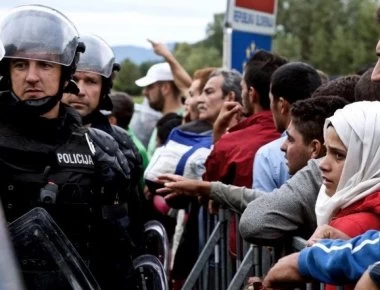 Boύλγαροι συνοριοφύλακες ξυλοκόπησαν άγρια μετανάστες (βίντεο)